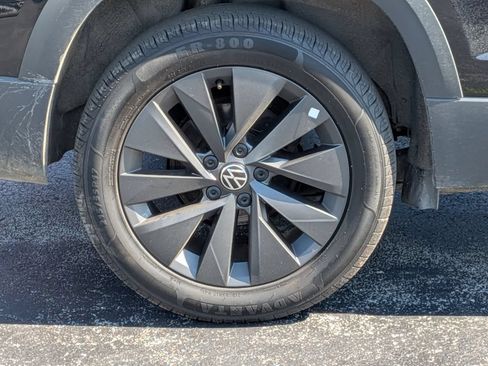 Used 2024 Volkswagen Taos S FWD image 10