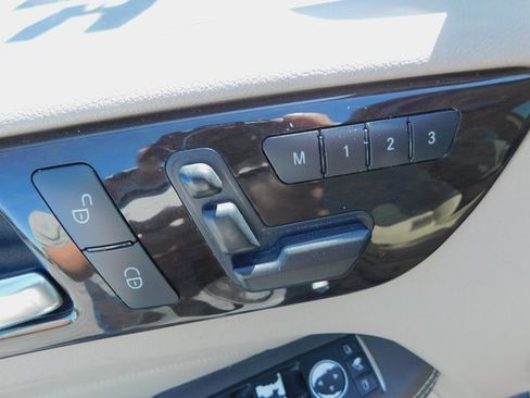 Used 2015 Mercedes-Benz ML 350 4MATIC image 23