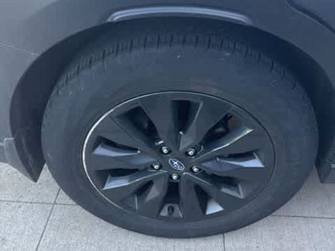 Used 2023 Subaru Outback Onyx Edition XT AWD/4WD image 5