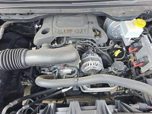 Used 2021 RAM 1500 Laramie AWD/4WD image 9