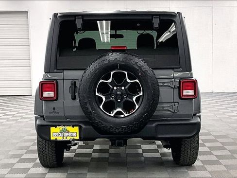 Used 2021 Jeep Wrangler Sport S image 5