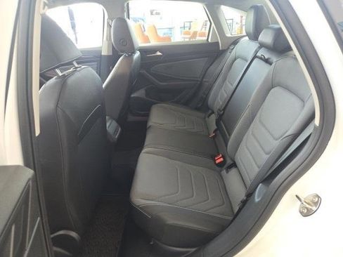 Used 2025 Volkswagen Jetta SEL image 17