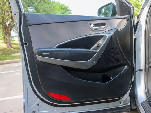 Used 2017 Hyundai Santa Fe Sport FWD image 12