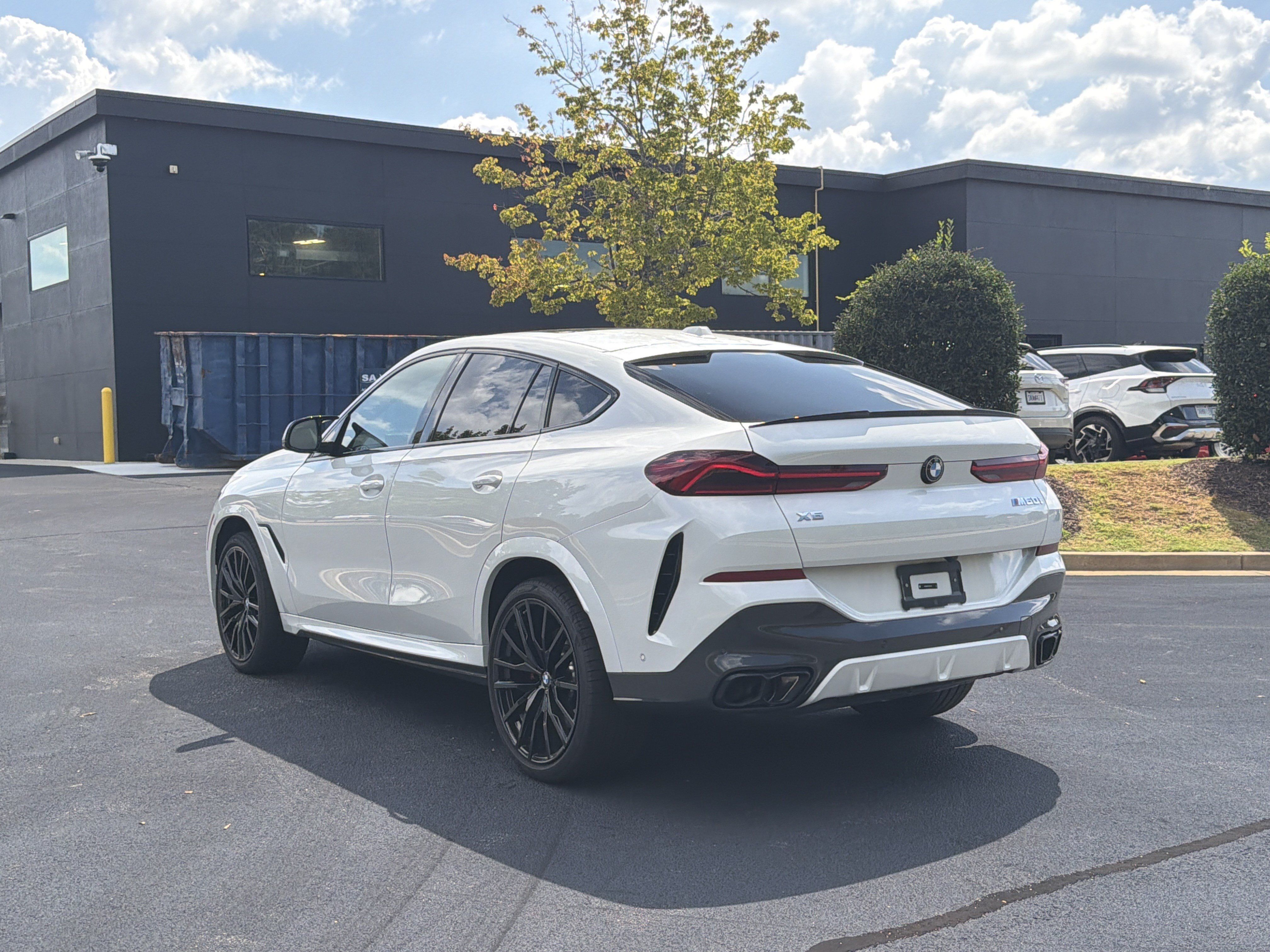 Used 2026 BMW X6 M60i AWD/4WD image 12