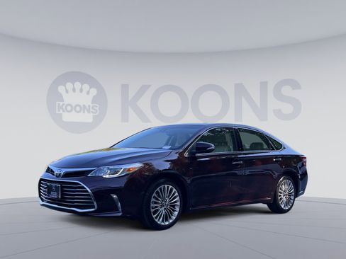 Used 2017 Toyota Avalon XLE FWD image 1