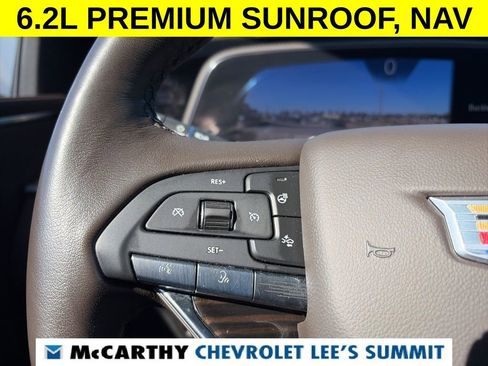 Used 2022 Cadillac Escalade ESV Premium Luxury image 22