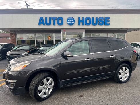 Used 2016 Chevrolet Traverse LT w/ Traveler's Package FWD image 7