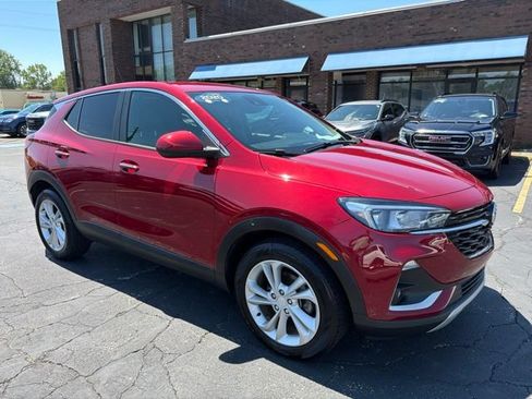 Used 2020 Buick Encore GX Preferred w/ Cold Weather Comfort Package FWD image 1