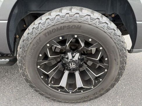 Used 2016 Ford F150 XLT w/ Equipment Group 302A Luxury image 8