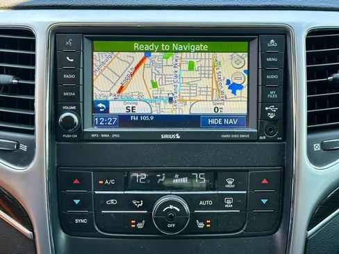 Used 2011 Jeep Grand Cherokee 70th Anniversary AWD/4WD image 25