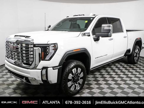 Used 2025 GMC Sierra 2500 Denali w/ Denali Reserve Package AWD/4WD image 26
