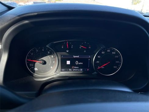 Used 2023 GMC Acadia SLT image 12