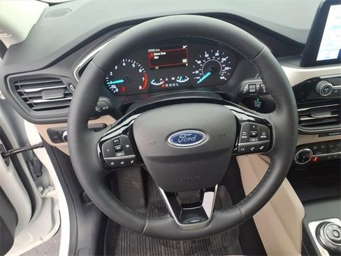 Certified 2022 Ford Escape SEL image 14