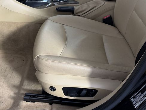 Used 2015 BMW X1 sDrive28i RWD image 13