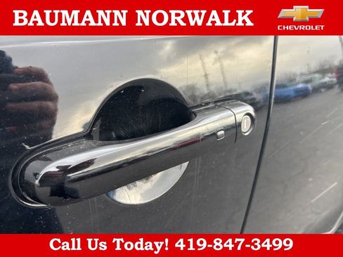 Used 2023 Jeep Renegade Limited w/ Sun/Sound Group AWD/4WD image 15