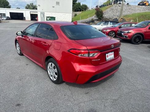 Used 2021 Toyota Corolla LE FWD image 6