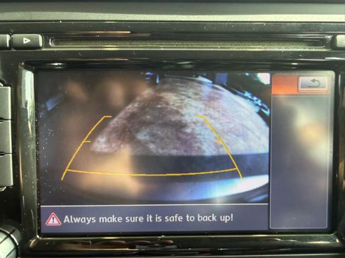 Used 2014 Volkswagen Jetta TDI image 16