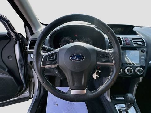 Used 2016 Subaru Forester 2.5i Limited AWD/4WD image 12