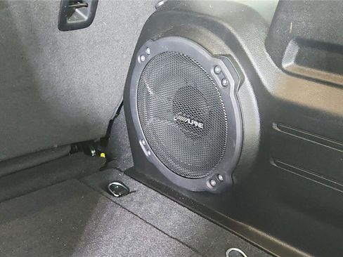Used 2023 Jeep Wrangler Unlimited Sport AWD/4WD image 18