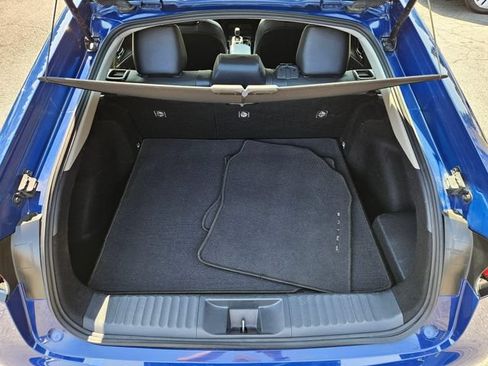 Used 2023 Toyota Prius XLE FWD image 13