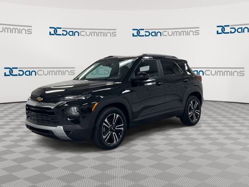 Used 2023 Chevrolet TrailBlazer LT w/ Convenience Package FWD image 4