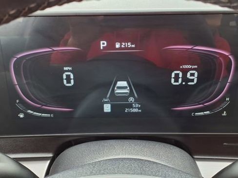 Used 2024 Kia Sportage EX image 29