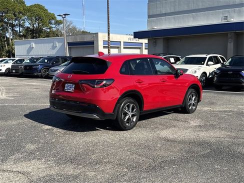 Certified 2024 Honda HR-V EX-L image 5
