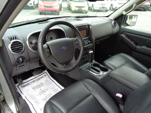 Used 2008 Ford Explorer Limited AWD/4WD image 5
