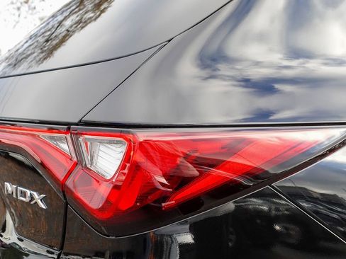 Certified 2023 Acura MDX SH-AWD w/ Technology Package image 6