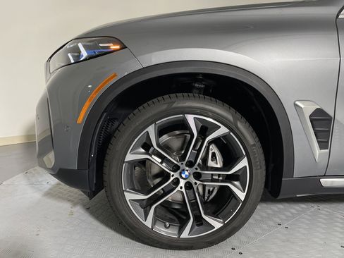 Used 2026 BMW X5 sDrive40i w/ Executive Package RWD image 11