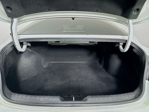 Used 2021 Hyundai Elantra SEL w/ Convenience Package image 29