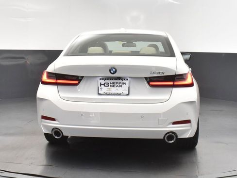 New 2026 BMW 330i Sedan w/ Convenience Package image 7