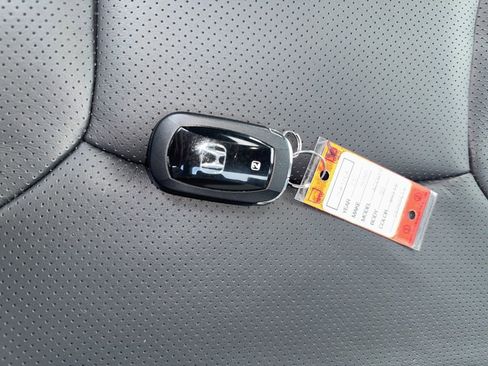 Used 2025 Honda Accord Sport image 30