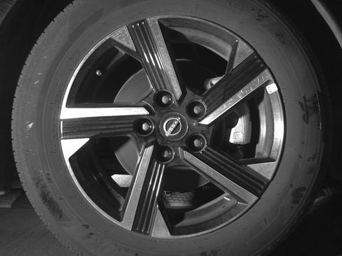 Used 2025 Nissan Sentra SV image 13