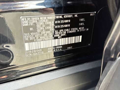 Used 2021 Toyota RAV4 Limited AWD/4WD image 20