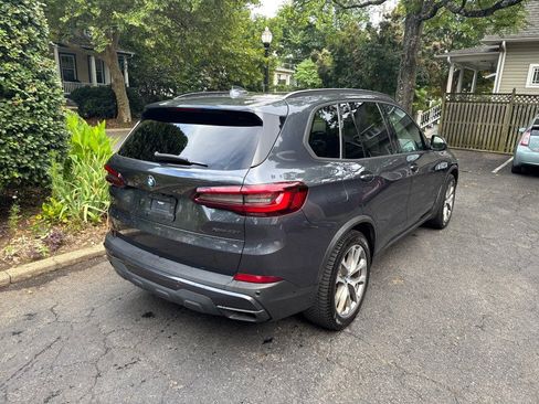 Used 2021 BMW X5 xDrive40i w/ Premium Package AWD/4WD image 5