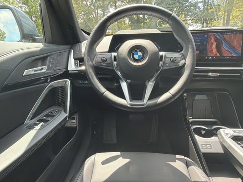 Used 2025 BMW X2 xDrive28i AWD/4WD image 28