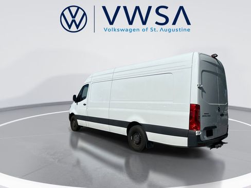 Used 2024 Mercedes-Benz Sprinter 2500 image 5