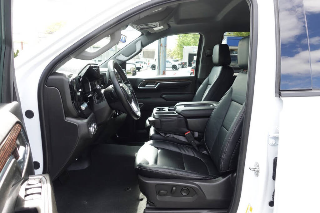 Used 2024 GMC Sierra 1500 Elevation AWD/4WD image 18