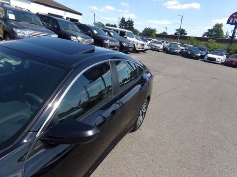 Used 2016 Honda Civic EX image 29