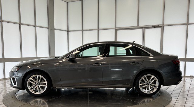 Used 2020 Audi A4 2.0T Premium w/ Convenience Package AWD/4WD image 4