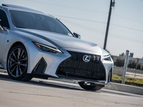 Used 2025 Lexus IS 350 F Sport image 5