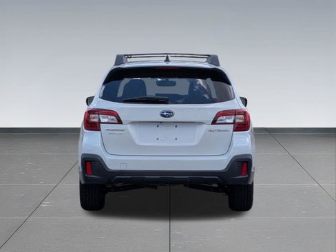 Used 2019 Subaru Outback 2.5i Premium AWD/4WD image 4