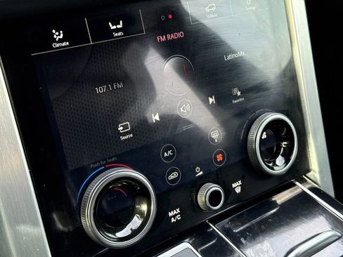 Used 2021 Land Rover Range Rover Westminster Edition image 26