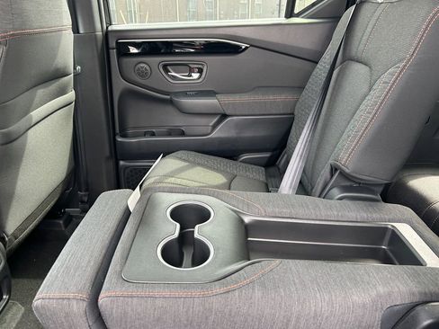 New 2026 Honda Pilot Sport image 16