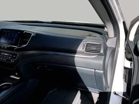 Used 2023 Honda Ridgeline RTL-E image 19