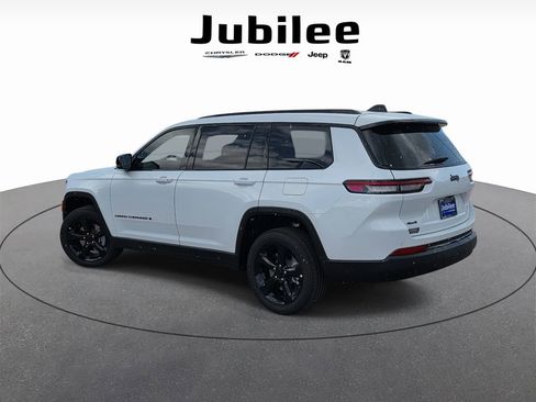 New 2025 Jeep Grand Cherokee L Altitude AWD/4WD image 4
