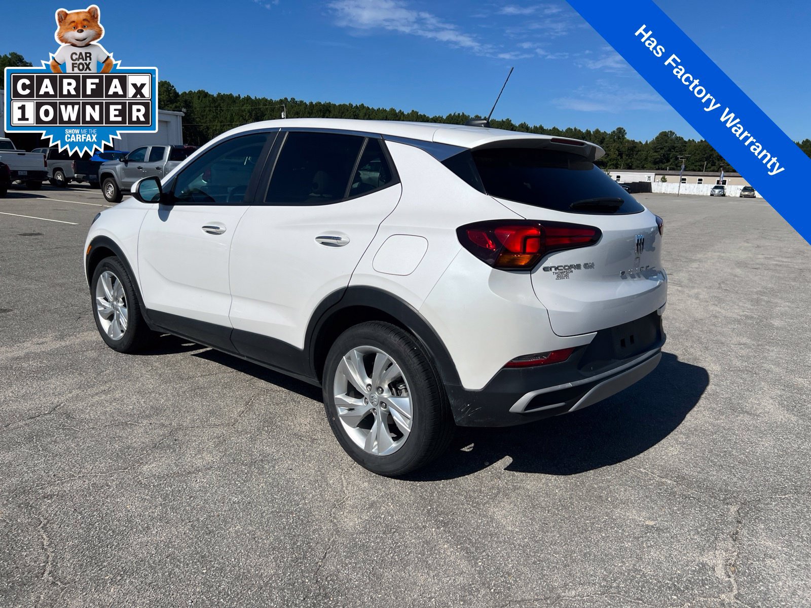 Used 2024 Buick Encore GX Preferred w/ Comfort Package FWD image 3