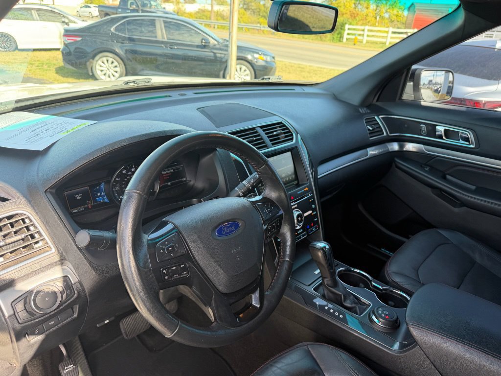 Used 2016 Ford Explorer Sport w/ Equipment Group 401A AWD/4WD image 11