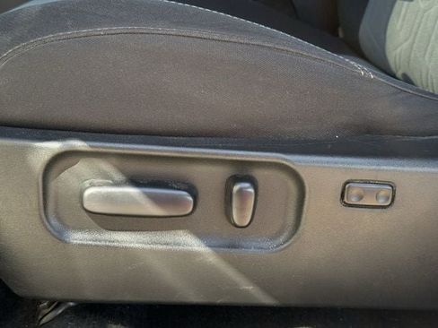 Used 2023 Toyota Tacoma TRD Sport w/ Technology Package RWD image 27